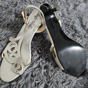 Size 10 elegant 2" heels